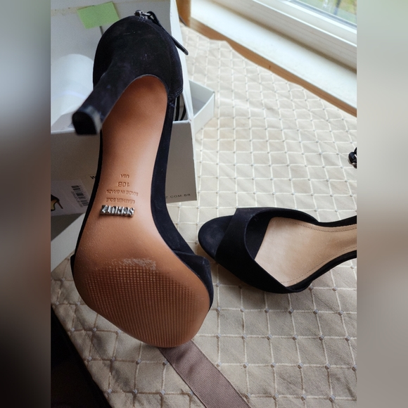 Black heels with rhinestones - Picture 2 of 4